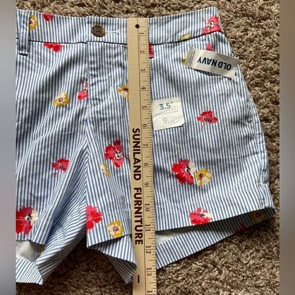 Old Navy Women's Everyday Short Sz 0 Blue White Stripe Floral Flat Front Shorts - Picture 11 of 11